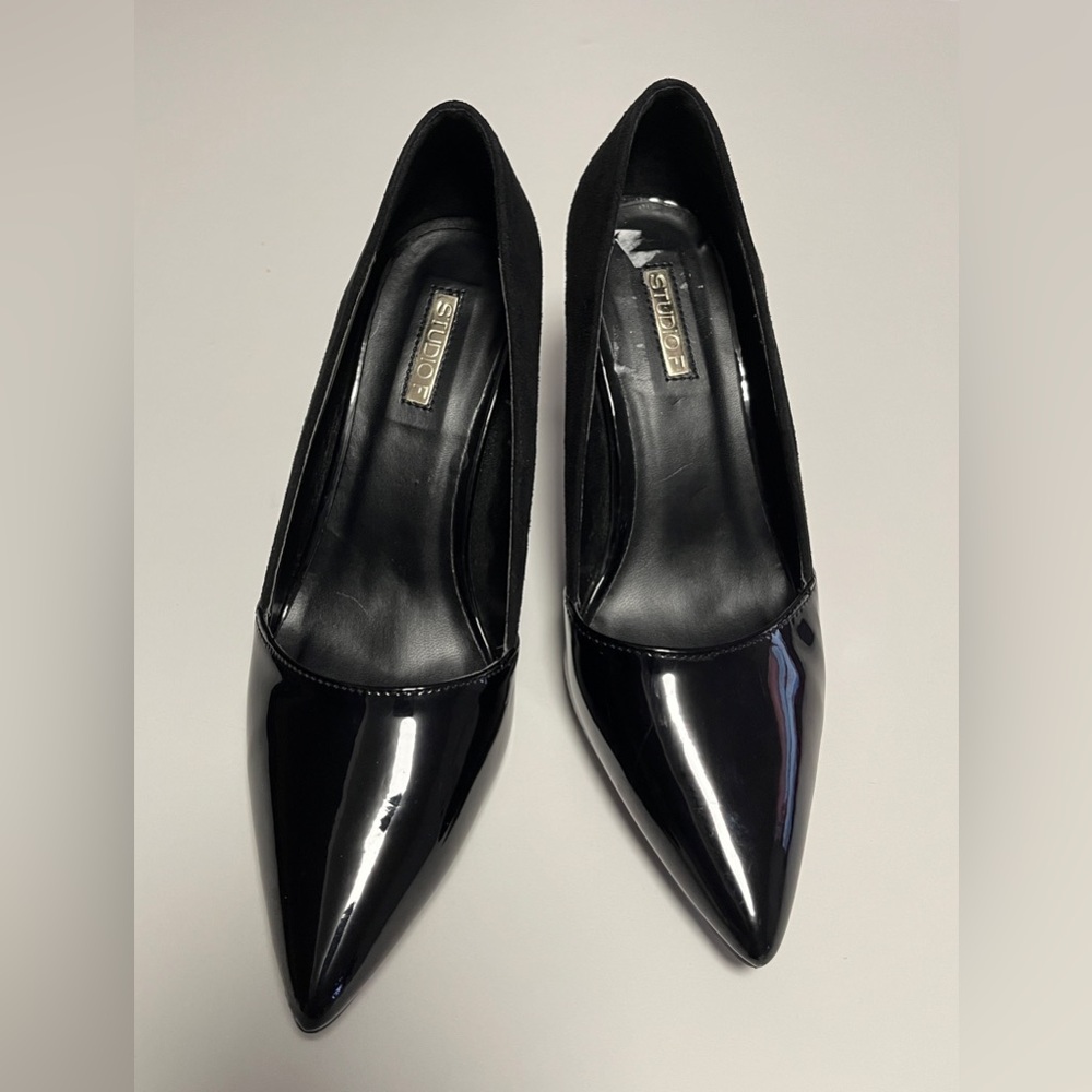 Studio F Women’s Sz 6.5 Black Pointed Toe Pumps Heel Shoes
